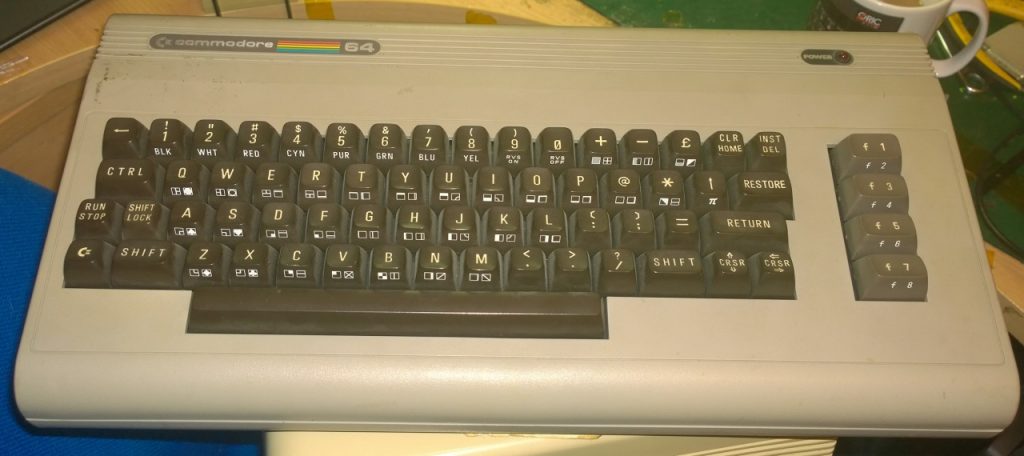 23CT Gold C64 Mod - TFW8b.com