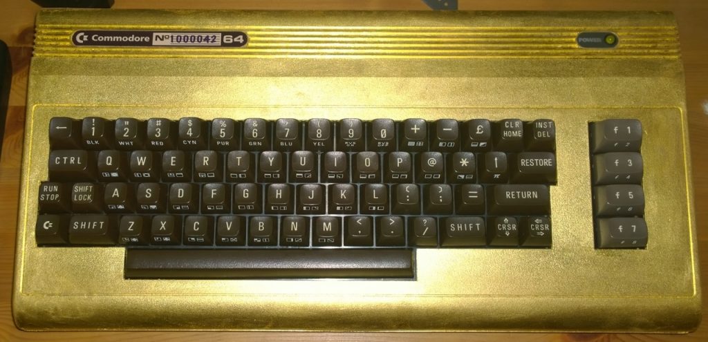 23CT Gold C64 Mod - TFW8b.com
