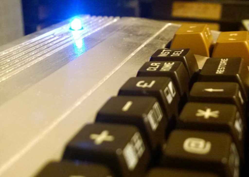 Silver VIC20 Mod - TFW8b.com