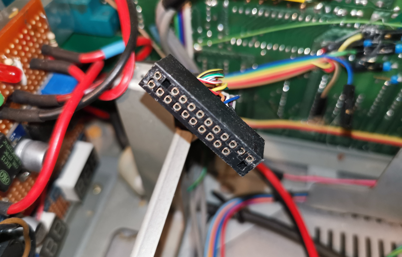 Looks like the 2nd donor SX64 had a better internal keyboard tail..